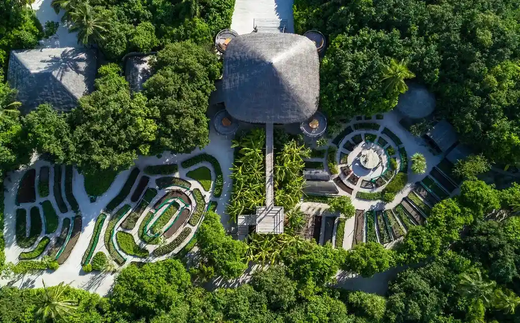 The Standard, Huruvalhi Maldives